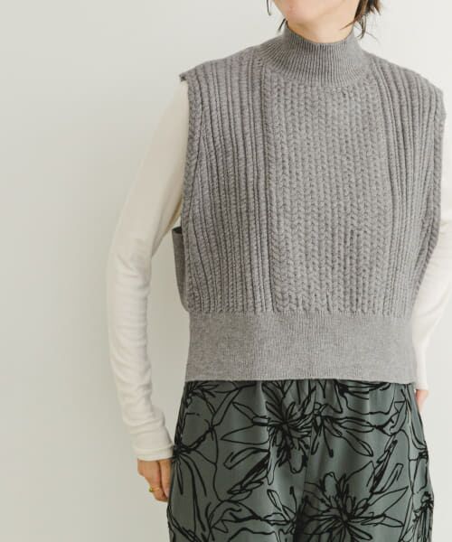 Sporty & Rich ケーブルニットベスト Sporty & Rich ケーブルニットベスト