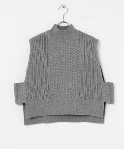 Sporty & Rich ケーブルニットベスト Sporty & Rich ケーブルニットベスト