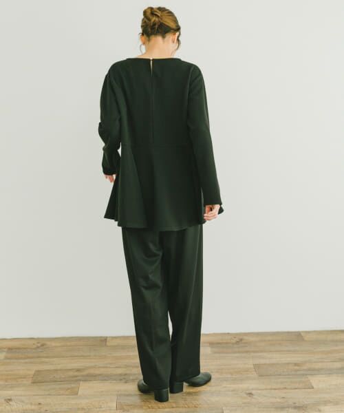 未使用 URBAN RESEARCH ペプラム　セットアップ ペプラムトップスセットアップ(S NAVY): ドレスライン｜URBAN