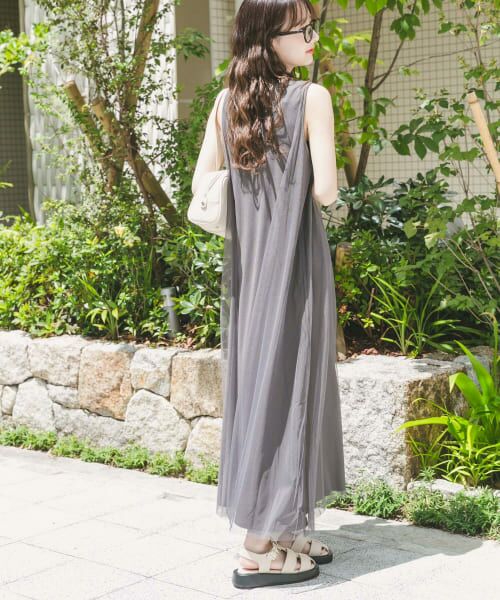 ITEMS URBANRESEARCHチュールレイヤードロングスリーブワンピース ITEMS URBANRESEARCH（アイテムズ アーバンリサーチ）の