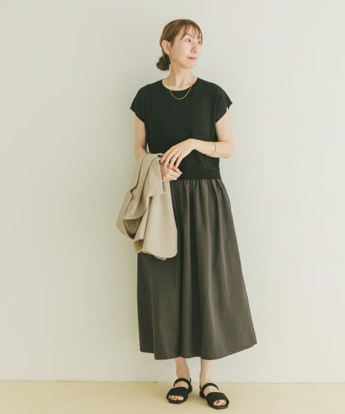 新品タグ付き　URBAN RESEARCH 2wayワンピース　コート紺色 セール】 ZIPVネックカットワンピース （ワンピース