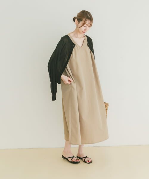 スイカ　ルネ 日本製 ノースリーブ ワンピース 32 Rene ブラック セール】 Vネックノースリーブワンピース （ワンピース