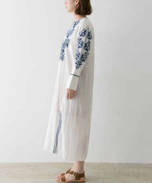 noble新品ホワイトシャツワンピSARA MALLIKA DRESS