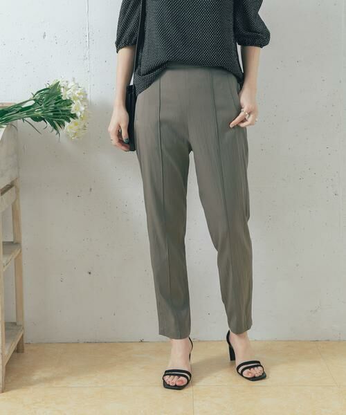 URBAN RESEARCH ROSSO / アーバンリサーチ ロッソ その他パンツ | ピンタックテーパードパンツ(カーキ)