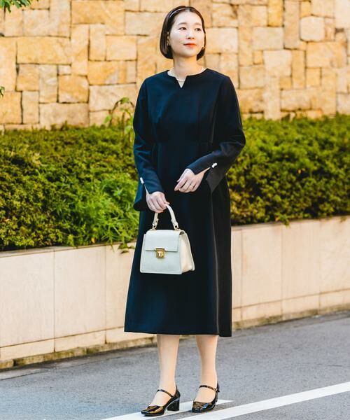 URBAN RESEARCH ROSSO / アーバンリサーチ ロッソ ワンピース | F by ROSSO 袖パールサイドタックワンピース | 詳細2