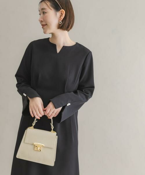 URBAN RESEARCH ROSSO / アーバンリサーチ ロッソ ワンピース | F by ROSSO 袖パールサイドタックワンピース | 詳細4