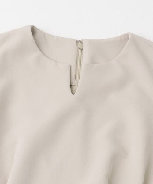 URBAN RESEARCH ROSSO / アーバンリサーチ ロッソ ワンピース | F by ROSSO 袖パールサイドタックワンピース | 詳細23