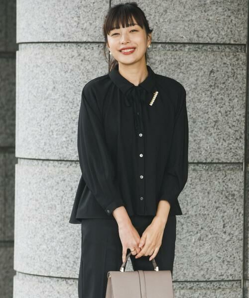 URBAN RESEARCH ROSSO / アーバンリサーチ ロッソ セットアップ | F by ROSSO　リボンギャザーブラウス+ストレートパンツ | 詳細1