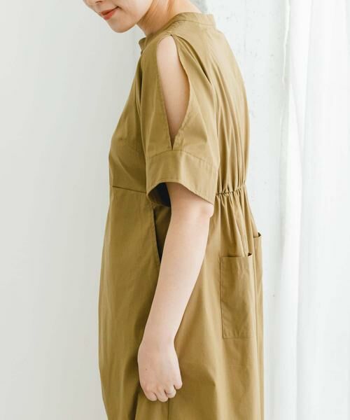 URBAN RESEARCH ROSSO / アーバンリサーチ ロッソ ワンピース | F by ROSSO　スリットショルダーワンピース | 詳細17