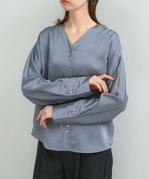 URBAN RESEARCH ROSSO / アーバンリサーチ ロッソ シャツ・ブラウス | ボタンデザインサテンVネックブラウス | 詳細12