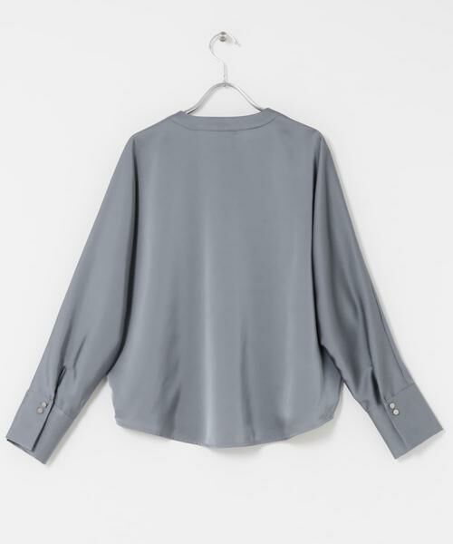 URBAN RESEARCH ROSSO / アーバンリサーチ ロッソ シャツ・ブラウス | ボタンデザインサテンVネックブラウス | 詳細17