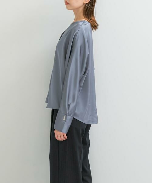 URBAN RESEARCH ROSSO / アーバンリサーチ ロッソ シャツ・ブラウス | ボタンデザインサテンVネックブラウス | 詳細7