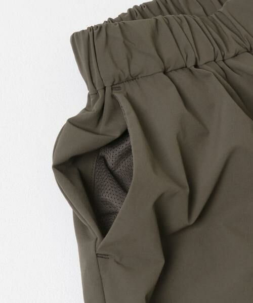 URBAN RESEARCH ROSSO / アーバンリサーチ ロッソ セットアップ | F by ROSSO　撥水ストレッチブラウス+イージーパンツ | 詳細15