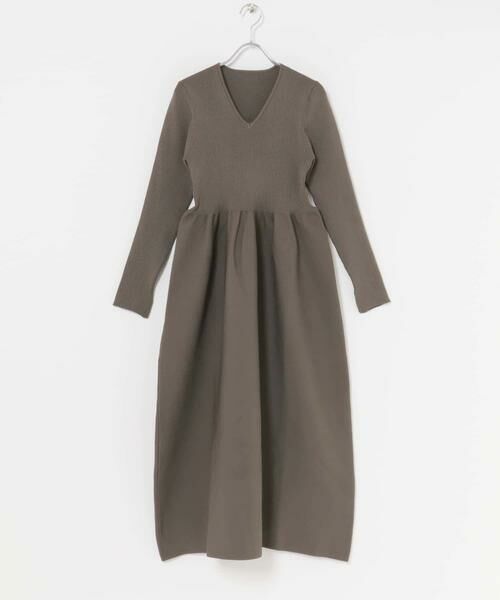 URBAN RESEARCH ROSSO / アーバンリサーチ ロッソ ワンピース | 『WEB/一部店舗限定』フォルムシルエットVネックリブワンピース | 詳細9