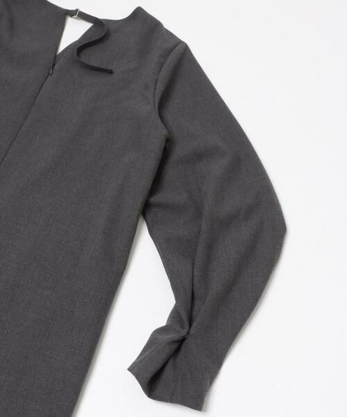 URBAN RESEARCH ROSSO / アーバンリサーチ ロッソ ワンピース | タックスリーブストレートワンピース | 詳細18