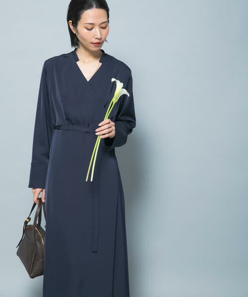 URBAN RESEARCH ROSSO / アーバンリサーチ ロッソ ワンピース | ベルト付カシュクールサテンワンピース（ネイビー）