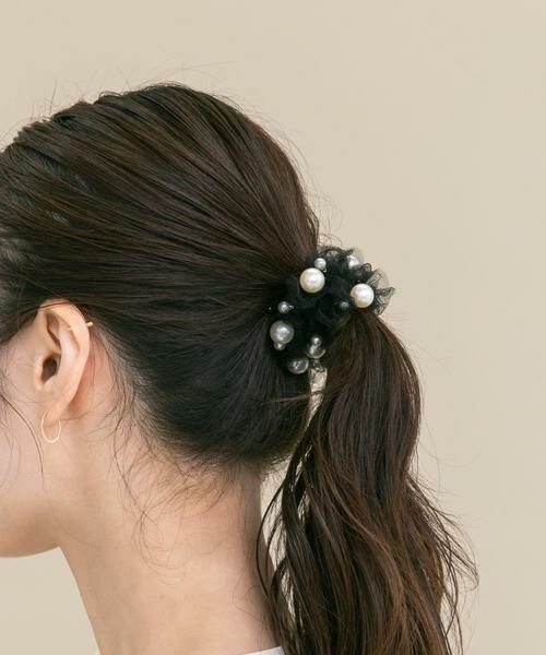 URBAN RESEARCH ROSSO / アーバンリサーチ ロッソ ヘアゴム・シュシュ | kaene　チュールフリルパールシュシュ（ブラック）