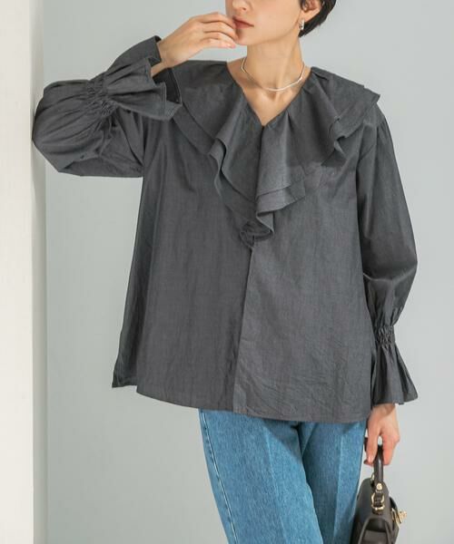 URBAN RESEARCH ROSSO / アーバンリサーチ ロッソ シャツ・ブラウス | Vネックラッフルシアーデニムブラウス | 詳細1