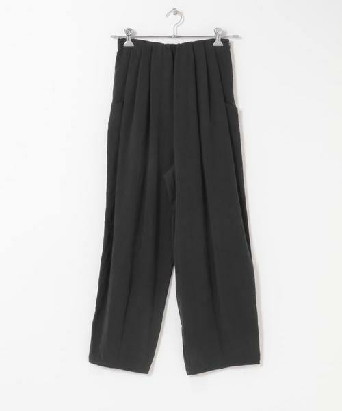 URBAN RESEARCH ROSSO / アーバンリサーチ ロッソ その他パンツ | CHIGNON　フロントタックカーヴィーパンツ（ブラック）