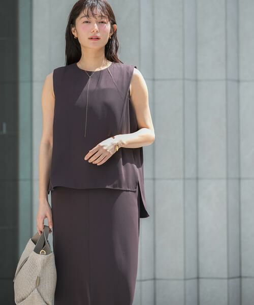 URBAN RESEARCH ROSSO / アーバンリサーチ ロッソ ドレス | バックメタルポイントストレートワンピース（チャコールグレー）