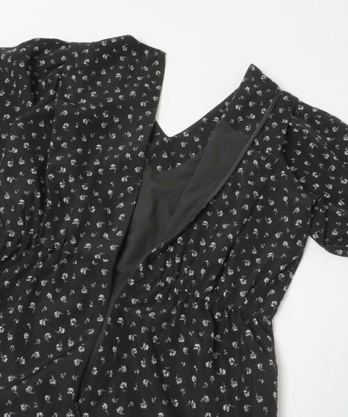 URBAN RESEARCH ROSSO / アーバンリサーチ ロッソ ワンピース | 『WEB限定』Vネックストレートフラワープリントワンピース | 詳細18