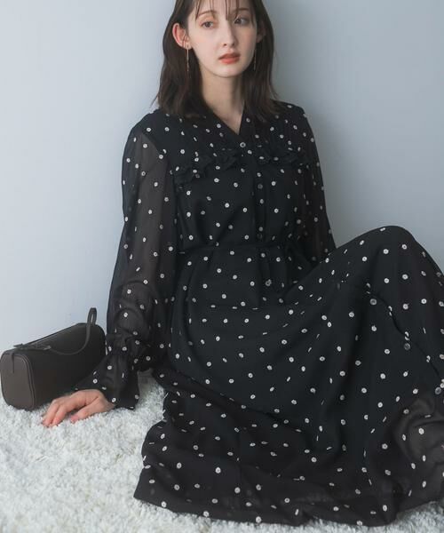 URBAN RESEARCH ROSSO / アーバンリサーチ ロッソ ワンピース | 『WEB限定』フラワー刺繍ピンタックフリルワンピース | 詳細1