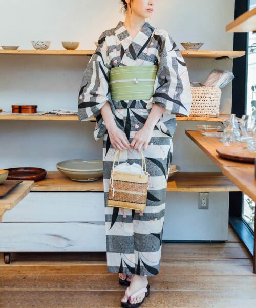 ＊＊URBAN RESEARCH ROSSO / アーバンリサーチ ロッソ 着物・浴衣・小物類 | 浴衣 すずらん（黒）