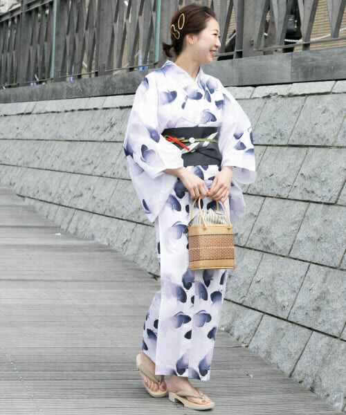 呉服屋購入　希少柄　ツモリチサト　反物仕立て浴衣　金魚 呉服屋購入 希少柄 ツモリチサト 反物仕立て浴衣 金魚 - メルカリ