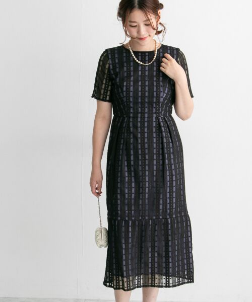 カエン　kaene　刺繍マーメイドワンピース　アーバンリサーチ ロッソ38 カエン kaene 刺繍マーメイドワンピース アーバンリサーチ