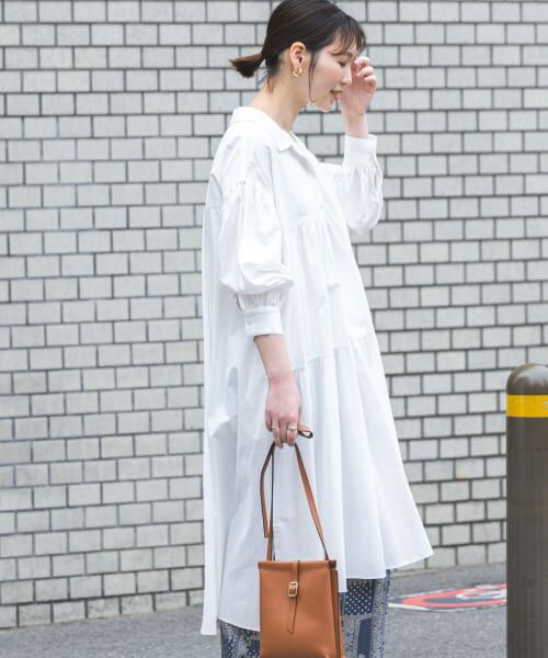 ＊＊URBAN RESEARCH ROSSO / アーバンリサーチ ロッソ ワンピース | F by ROSSO　ティアードギャザーシャツワンピース（OFF WHITE）
