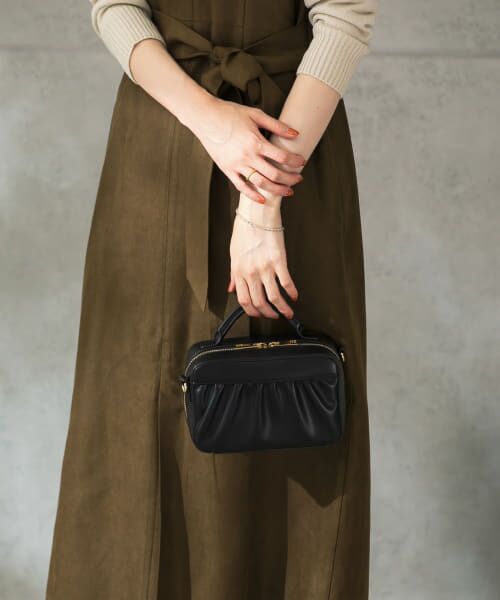 ＊＊URBAN RESEARCH ROSSO / アーバンリサーチ ロッソ ハンドバッグ | ギャザーハンドバッグ（BLACK）