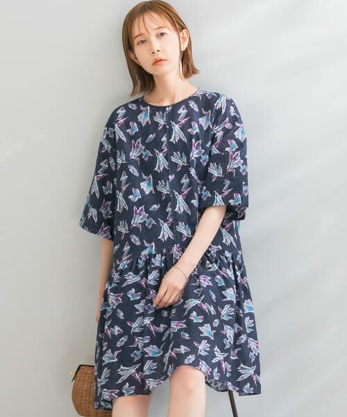 ＊＊URBAN RESEARCH ROSSO / アーバンリサーチ ロッソ ワンピース | フラワーモチーフティアードミニワンピース（D/NAVY）