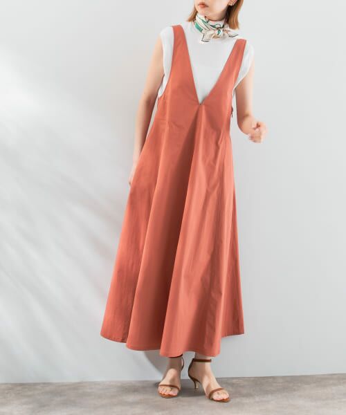 ＊＊URBAN RESEARCH ROSSO / アーバンリサーチ ロッソ ワンピース | Vネックジャンパードレス（brick）