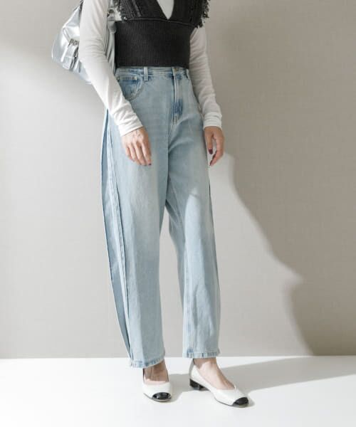 セール】 YENN SIDE PLEATED DENIM PANTS （デニムパンツ