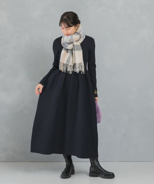 セール】 フォルムシルエットVネックリブワンピース