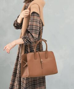 『再入荷』ベルト付ステッチトートバッグ