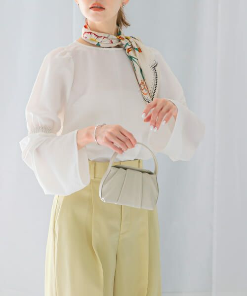 ＊＊URBAN RESEARCH ROSSO / アーバンリサーチ ロッソ シャツ・ブラウス | シャーリングベルスリーブブラウス（white）