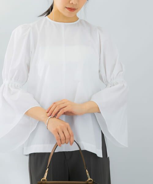 ＊＊URBAN RESEARCH ROSSO / アーバンリサーチ ロッソ シャツ・ブラウス | ギャザースリーブブラウス（OFF WHITE）