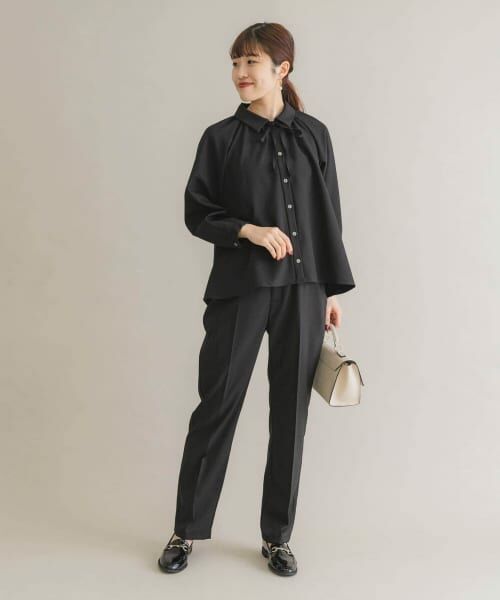 ＊＊URBAN RESEARCH ROSSO / アーバンリサーチ ロッソ セットアップ | F by ROSSO　リボンギャザーブラウス+ストレートパンツ（BLACK）