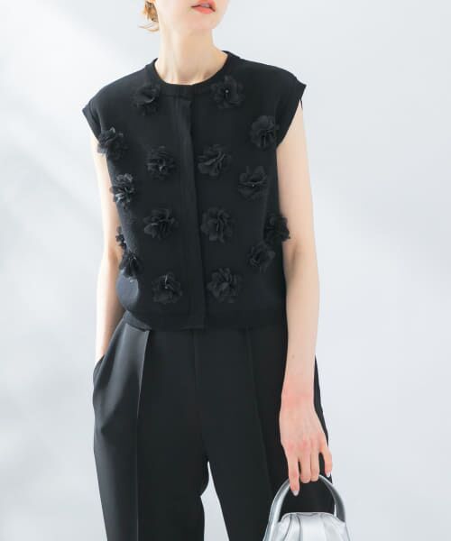 ＊＊URBAN RESEARCH ROSSO / アーバンリサーチ ロッソ ベスト | フラワーモチーフニットベスト（BLACK）