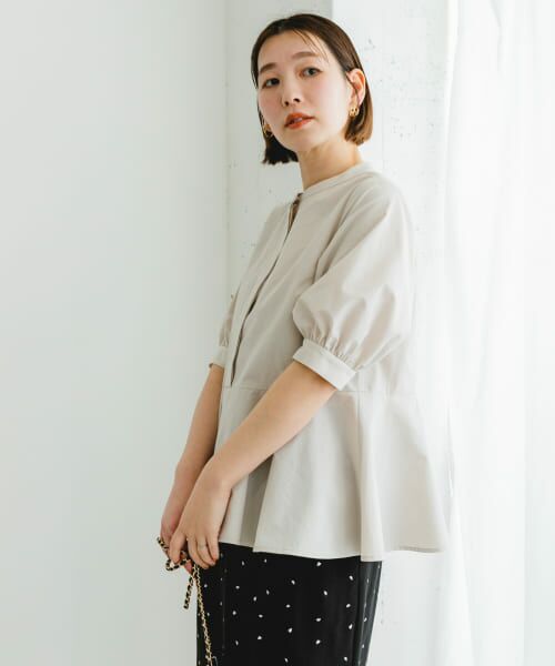 定価10万✨23年✨セシリーバンセン andrea ホワイト ペプラム ブラウス 定価10万✨23年✨セシリーバンセン andrea ホワイト ペプラム