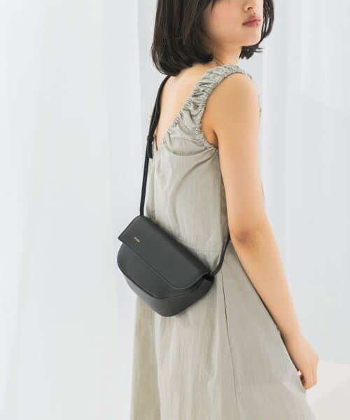 【新品タグ付き】アーバンリサーチロッソ　ショルダーバッグ YENN CHAIN BELT POUCH （バッグ）｜＊＊URBAN RESEARCH ROSSO