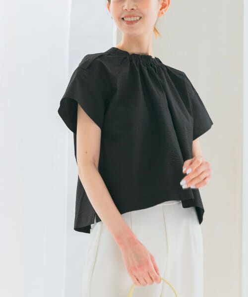 ＊＊URBAN RESEARCH ROSSO / アーバンリサーチ ロッソ シャツ・ブラウス | シアサッカーショートギャザーブラウス（BLACK）