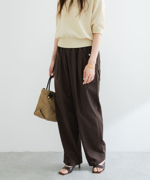 【新品タグ付】F by ROSSO撥水ストレッチスリットパンツ　黒　サイズ38 セール】 F by ROSSO 撥水ナイロンイージーパンツ （その他