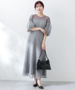 幾何学レースドレス