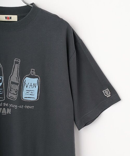 VAN / ヴァン Tシャツ | Tシャツ＜ボトルグラフィック＞ | 詳細4