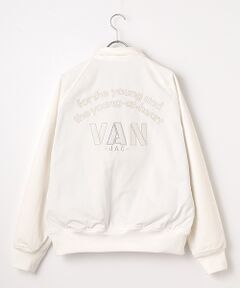 ホワイトスウィングトップ＜バックロゴ＞