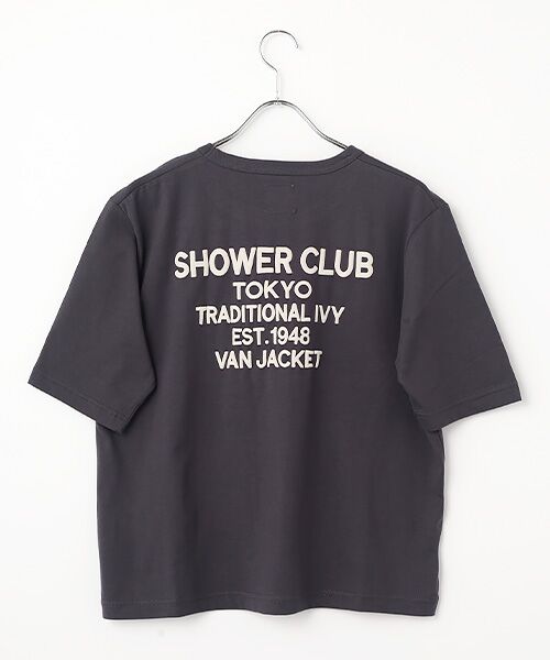 VAN / ヴァン Tシャツ | Tシャツ ＜発泡プリント＞ ＜ウィメンズ＞ ＜VAN×Shower CLUB＞（チャコール）
