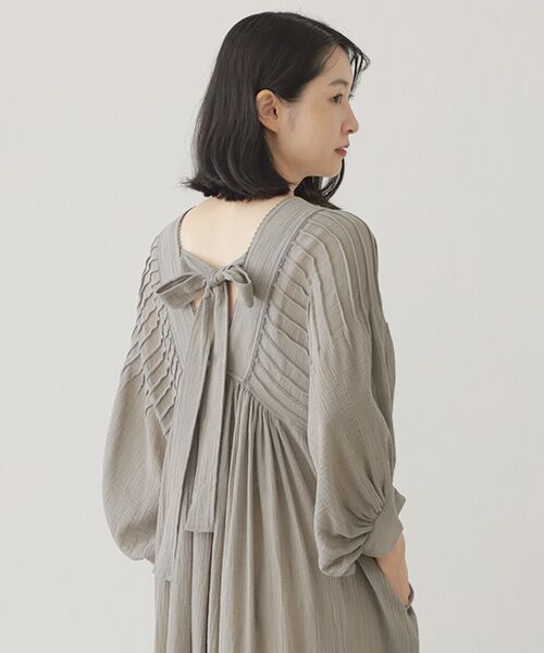 VERSEAU / ヴェルソー ロング・マキシ丈ワンピース | ドルマンスリーブピンタックOP | 詳細12