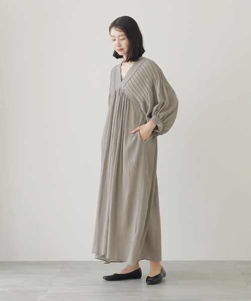 VERSEAU / ヴェルソー ロング・マキシ丈ワンピース | ドルマンスリーブピンタックOP | 詳細16
